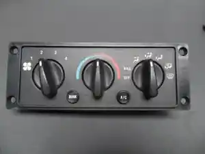 Used 1999 International 9400 Heater/AC Control Assy (Stock #S737828INTCCM)) Part Image