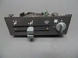 Used 2000 GMC C6500 Heater/AC Control Assy (Stock #16054617-2)) Part Image