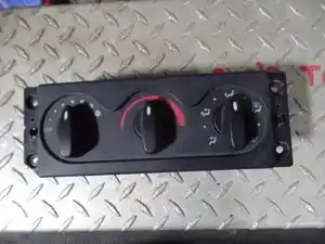 Used 2004 International 4300-4400 Heater/AC Control Assy (Stock #S737899IHC)) Part Image