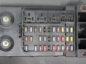 Used 2006 Ford F650 Fuse Box (Stock #6C40-14A067-AA)) Part Image