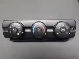 Used 2011 Freightliner Cascadia Heater/AC Control Assy (Stock #S6949FCCM)) Part Image