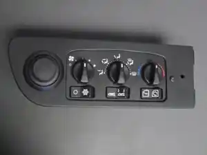 Used 2012 Kenworth T700 Heater/AC Control Assy (Stock #S737844KCC)) Part Image