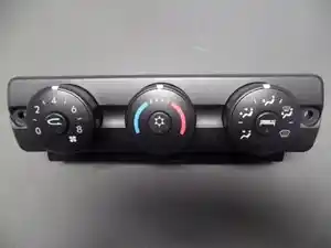 Used 2018 Freightliner Cascadia Heater/AC Control Assy (Stock #S7072FCCM)) Part Image