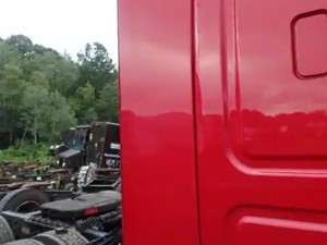 Used 2019 Freightliner Cascadia 126 Sleeper Fairing (Stock #S2417RLSE)) Part Image