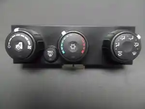 Used 2019 International HX520 Heater/AC Control Assy (Stock #S737980INTCCM)) Part Image