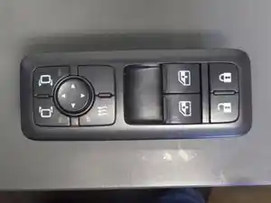 Used International LT625 Door Electric Switch (Stock #4061965C4-1)) Part Image