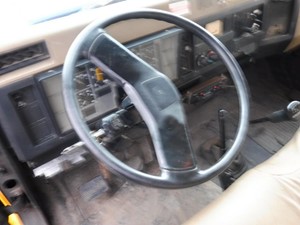 Used 1994 INTERNATIONAL 4600 Steering Column (Stock #5190)) Part Image