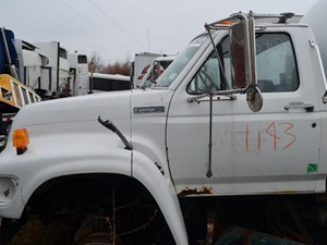 Used 1995 FORD F800 Fender Extension Image