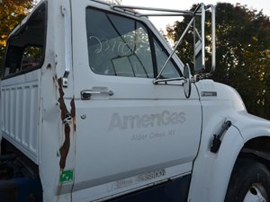 Used 1997 FORD F700 Door (Stock #979)) Part Image