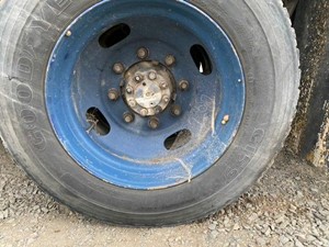 Used 2001 HUB PILOT 22.5 X 8.25 Wheel (Stock #7475)) Part Image