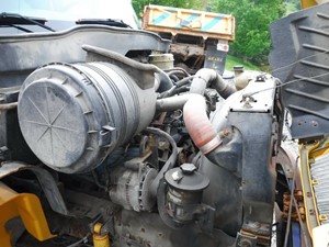Used 2004 INTERNATIONAL VT365 Engine Assy (Stock #5220)) Part Image