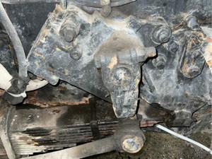 Used 2004 STERLING LT9500 Steering Gear (Stock #7905)) Part Image