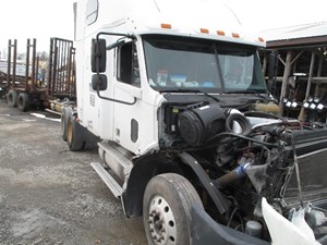 Used 2005 FREIGHTLINER COLUMBIA 120 Door Vent Window (Stock #2905)) Part Image