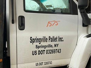 Used 2006 CHEVROLET C6500 Door (Stock #7942)) Part Image