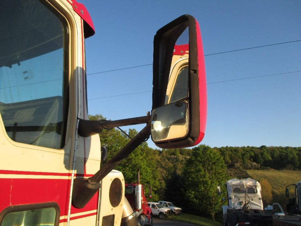 2006 KENWORTH T600 (Stock 2391) Mirrors TPI