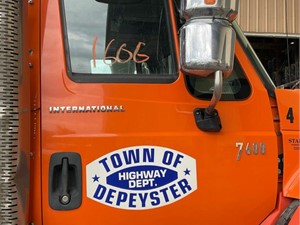 Used 2007 INTERNATIONAL 7600 Door (Stock #8393)) Part Image
