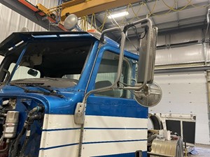 Used 2007 PETERBILT 378 Cab (Stock #6068)) Part Image