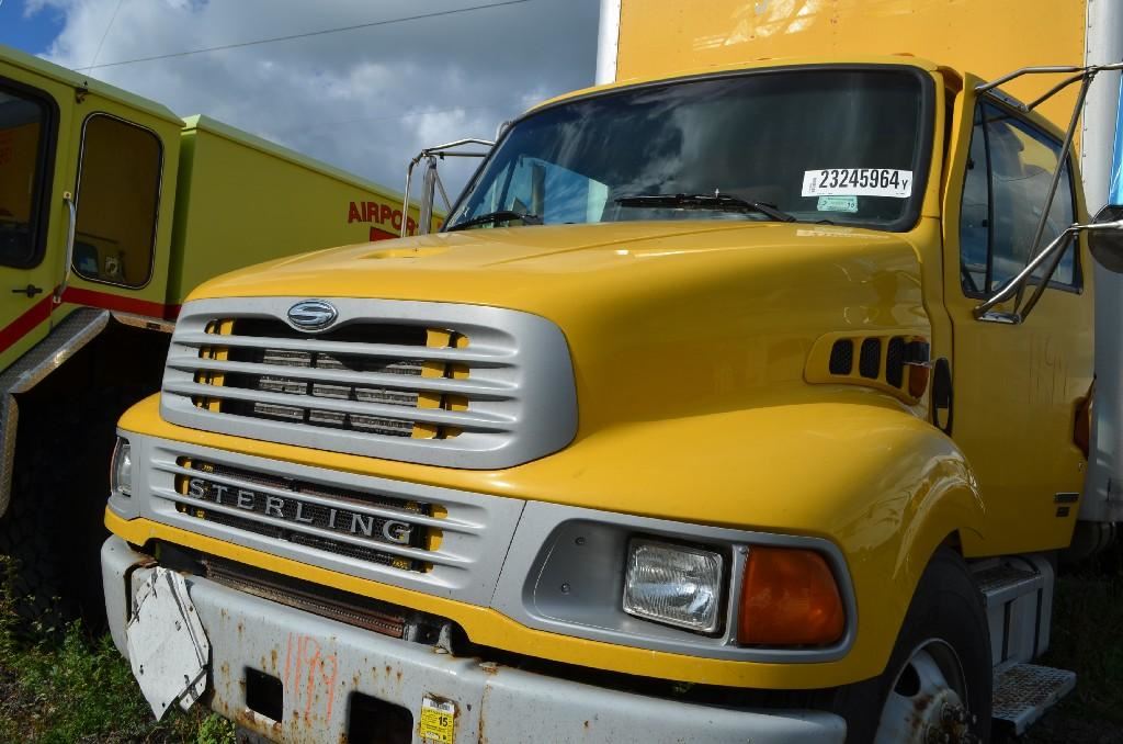 Used 2007 STERLING ACTERRA Windshield Glass for sale Morrisville New