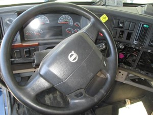 Used 2007 VOLVO VNL Steering Column (Stock #2494)) Part Image