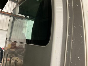 Used 2008 GMC C8500 Back Window (Stock #7695)) Part Image