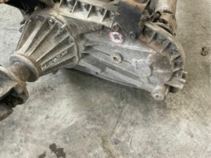 Used 2008 GMC Transfer Case Assy (Stock #8161)) Part Image
