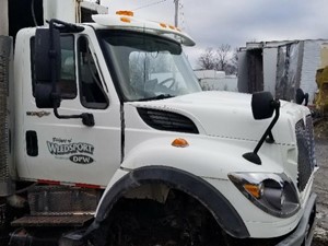 Used 2008 INTERNATIONAL 7600 Cab (Stock #5704)) Part Image