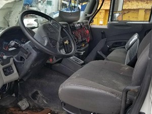 Used 2008 INTERNATIONAL 7600 Cab (Stock #5705)) Part Image