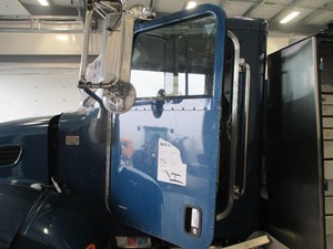 Used 2009 PETERBILT 335 Door (Stock #3646)) Part Image