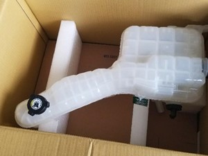 New 2012 FREIGHTLINER M2 106 Radiator Overflow Bottle (Stock #5579)) Part Image