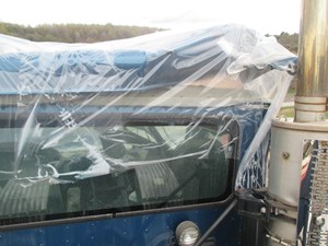 Used 2013 CAT CT660 Back Window (Stock #2642)) Part Image