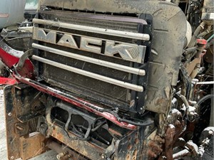 Used 2013 MACK GU713 Cooling Assembly (Stock #7925)) Part Image