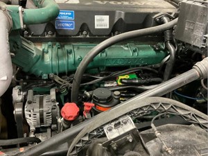 Used 2013 VOLVO D13 Block (Stock #6821)) Part Image