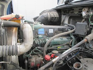 Used 2013 VOLVO VNL Alternator (Stock #1726)) Part Image
