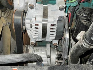Used 2013 VOLVO VNL Alternator (Stock #6845)) Part Image