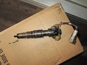 Used 2014 INTERNATIONAL MAXXFORCE DT Injector Image