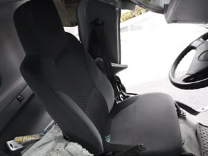 Used 2014 ISUZU NPR Cab Image