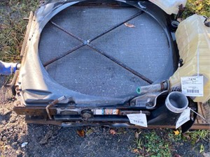 Used 2014 PETERBILT 386 Radiator (Stock #7437)) Part Image