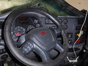 Used 2015 PETERBILT 579 Steering Column Image