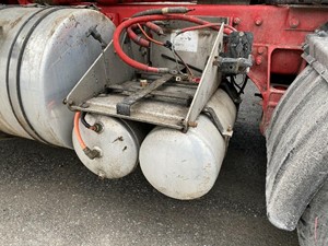 Used 2016 CAT CT660 Air Tank (Stock #5979)) Part Image