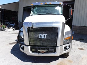 Used 2016 CAT CT660 Hood Hinge (Stock #4470)) Part Image