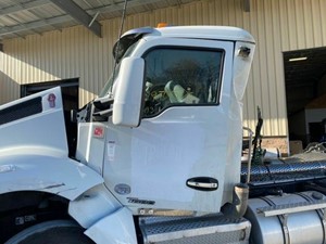 Used 2016 KENWORTH T880 Door (Stock #6913)) Part Image
