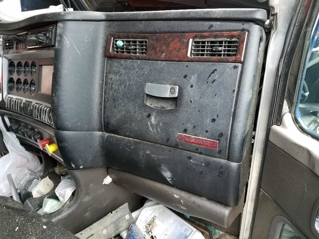 2016 KENWORTH W900 (Stock 3520) Dash Ass'ys TPI