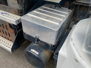 Used 2016 MACK GU713 Battery Box (Stock #7110)) Part Image