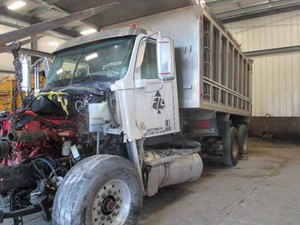 Used 2017 FREIGHTLINER Coronado 122 I Beam Image
