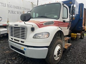 Used 2017 FREIGHTLINER M2 106 Cab Image