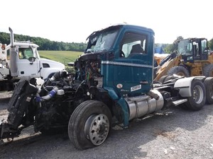 Used 2018 KENWORTH T880 Cab (Stock #4614)) Part Image