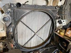 Used 2018 VOLVO VNL Cooling Assembly (Stock #7499)) Part Image