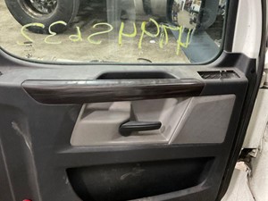 Used 2019 FREIGHTLINER CASCADIA Door Window (Stock #8563)) Part Image