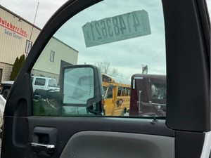 Used 2020 GMC C5500 Door Window (Stock #8226)) Part Image