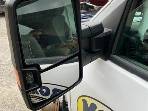 Used 2020 GMC C5500 Mirror (Stock #8217)) Part Image